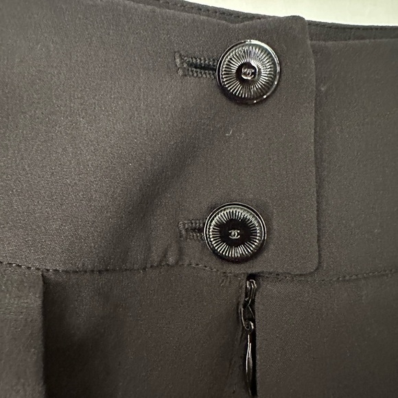 CHANEL Black Silk Pleated Skirt France NWOT SZ 6 SM - Med - Picture 8 of 12